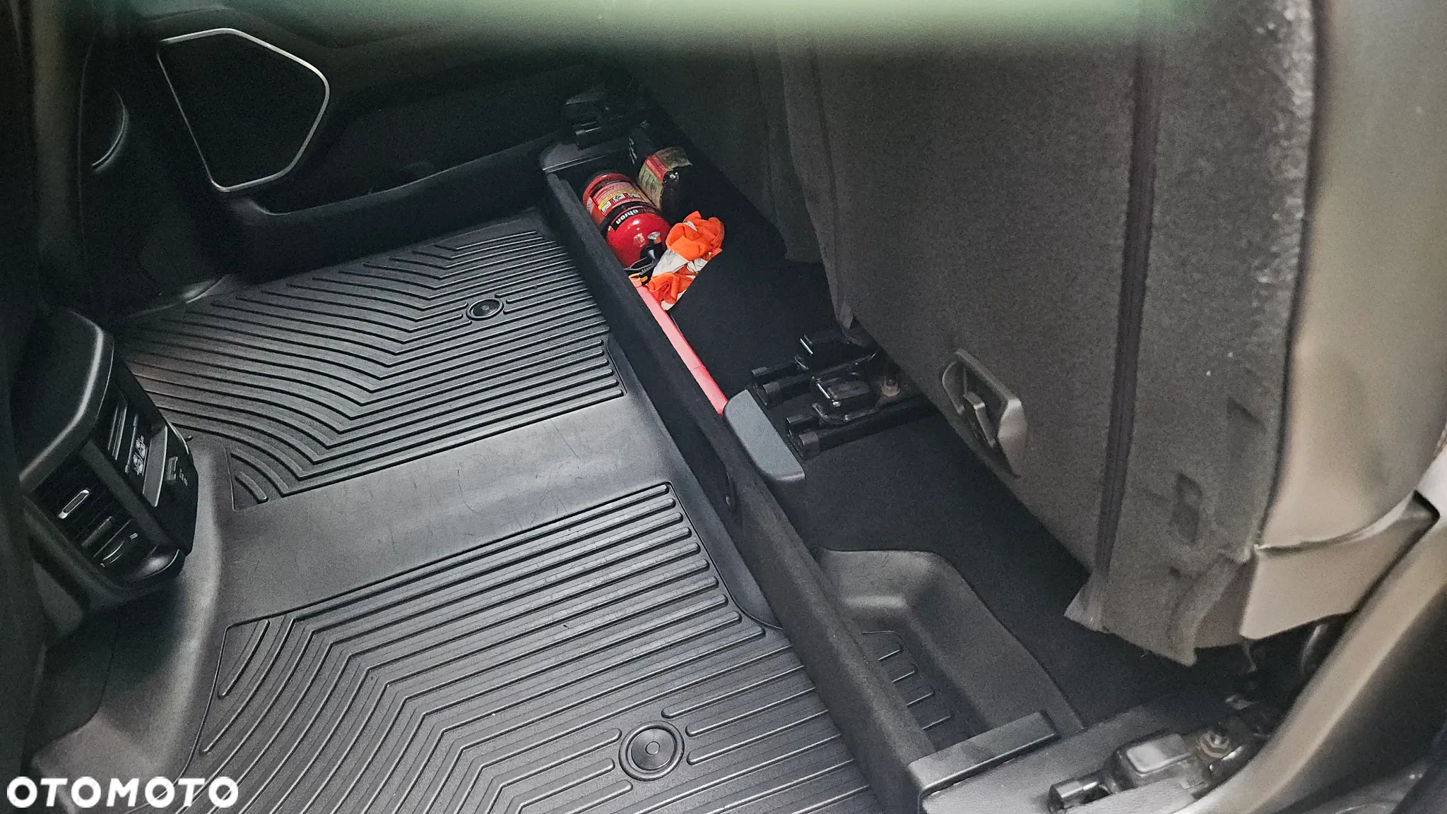 Dodge RAM 1500 5.7 4x4 - 18