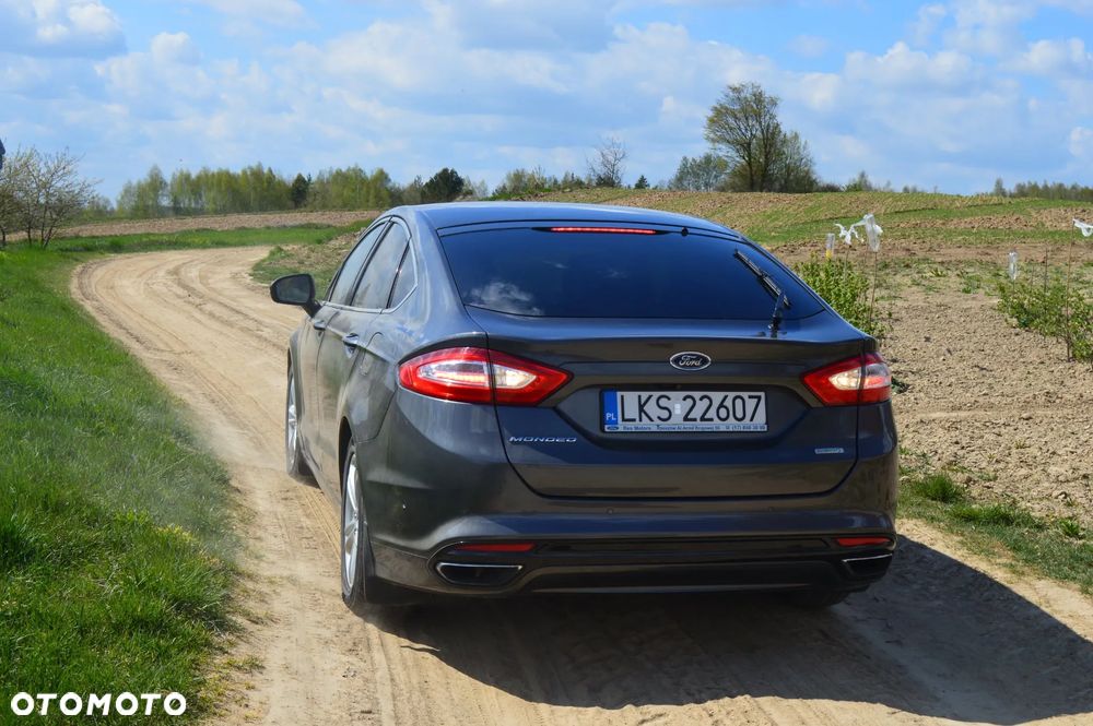 Ford Mondeo 2.0 EcoBoost Titanium - 2