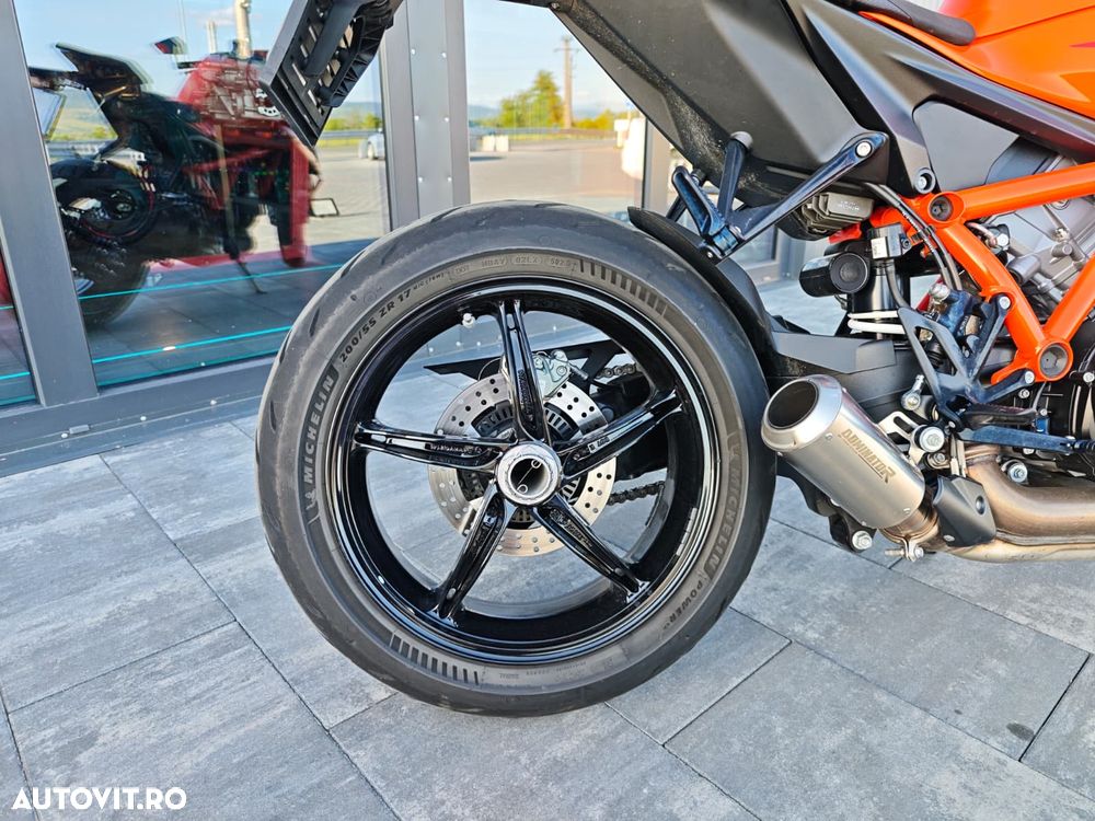 KTM 1390 Super Duke - 6