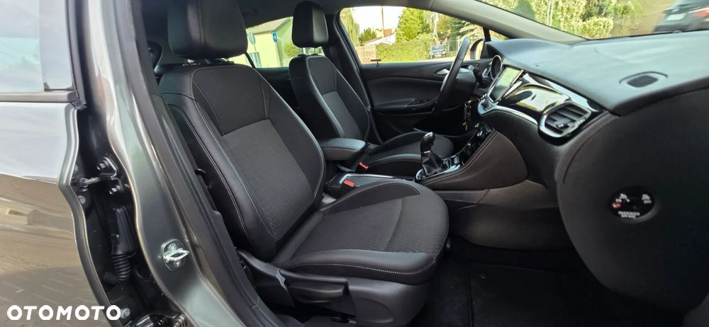 Opel Astra 1.4 Turbo Dynamic - 36