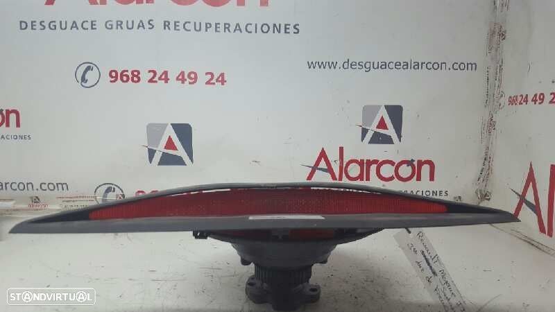 LUZ CENTRAL DE TRAVÃO RENAULT MEGANE II CLASSIC BERLINA 1.4 16V - 1