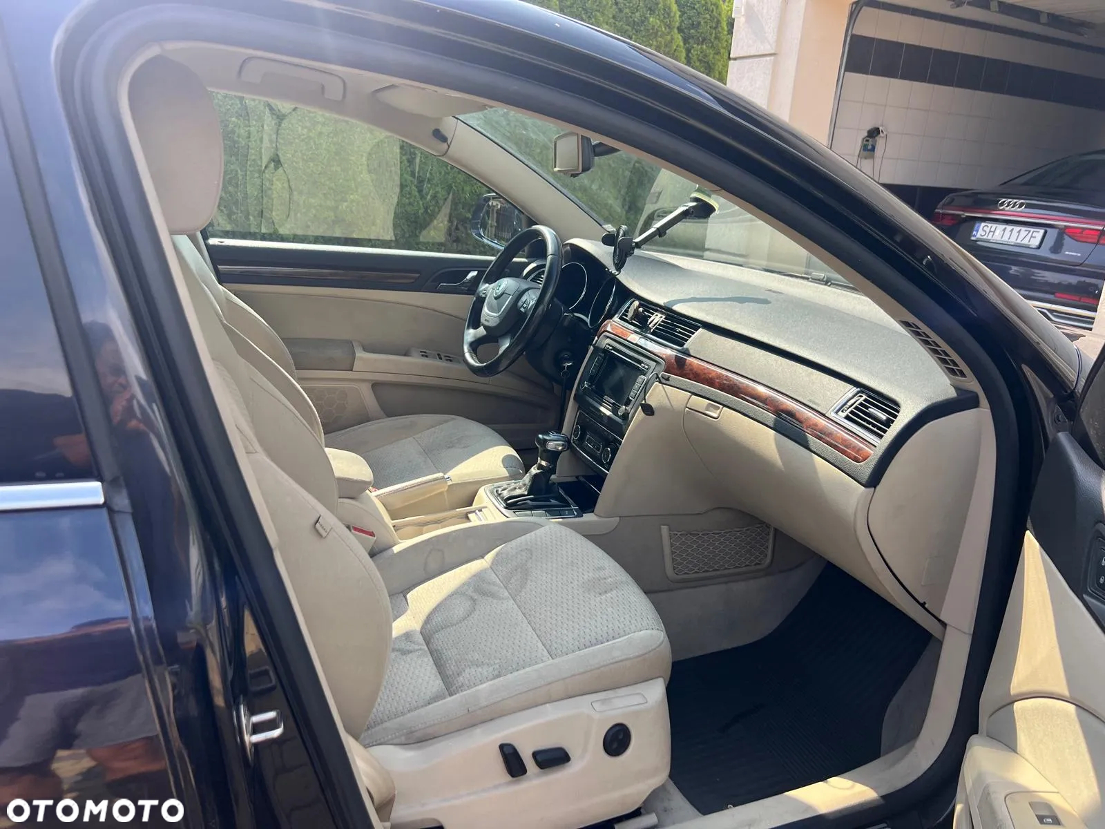Skoda Superb 2.0 TDI Elegance DSG - 9