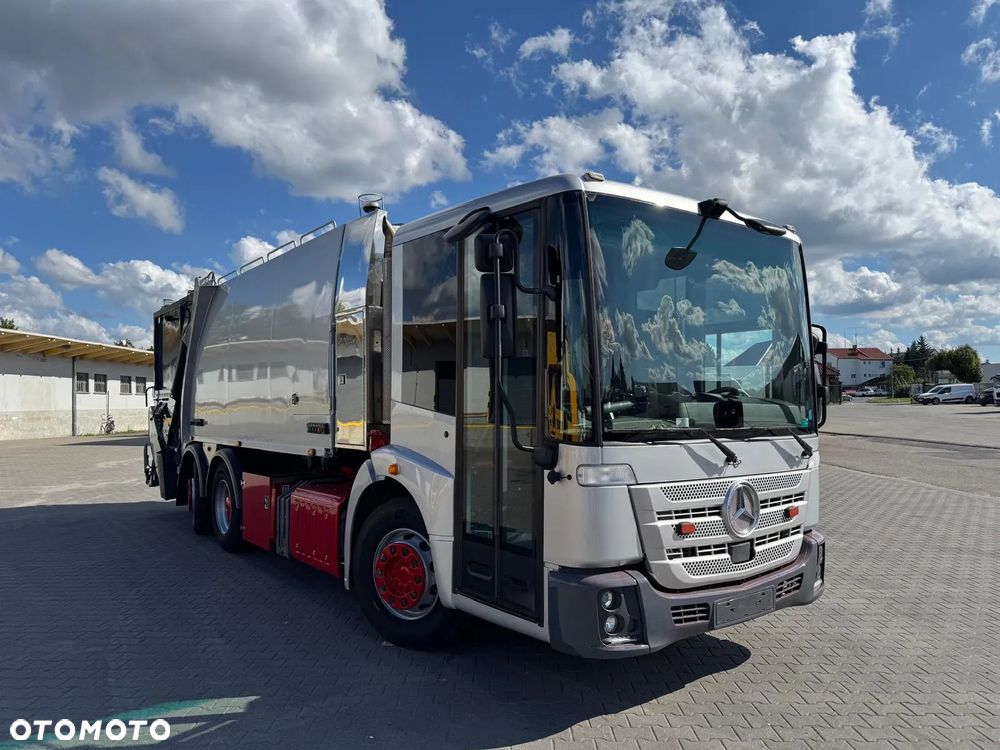 Mercedes-Benz Econic - 1