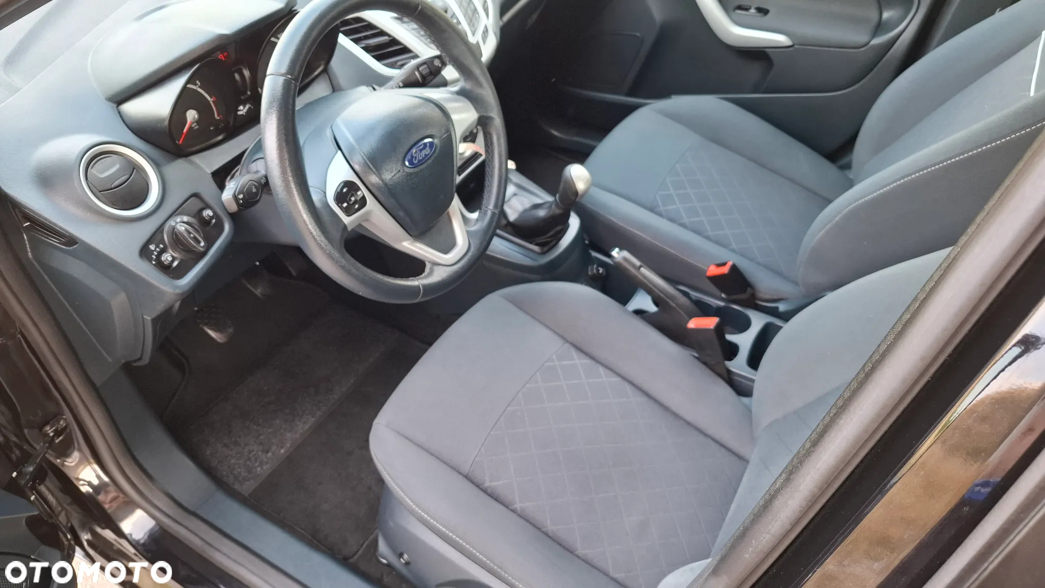 Ford Fiesta 1.25 Champions Edition - 20