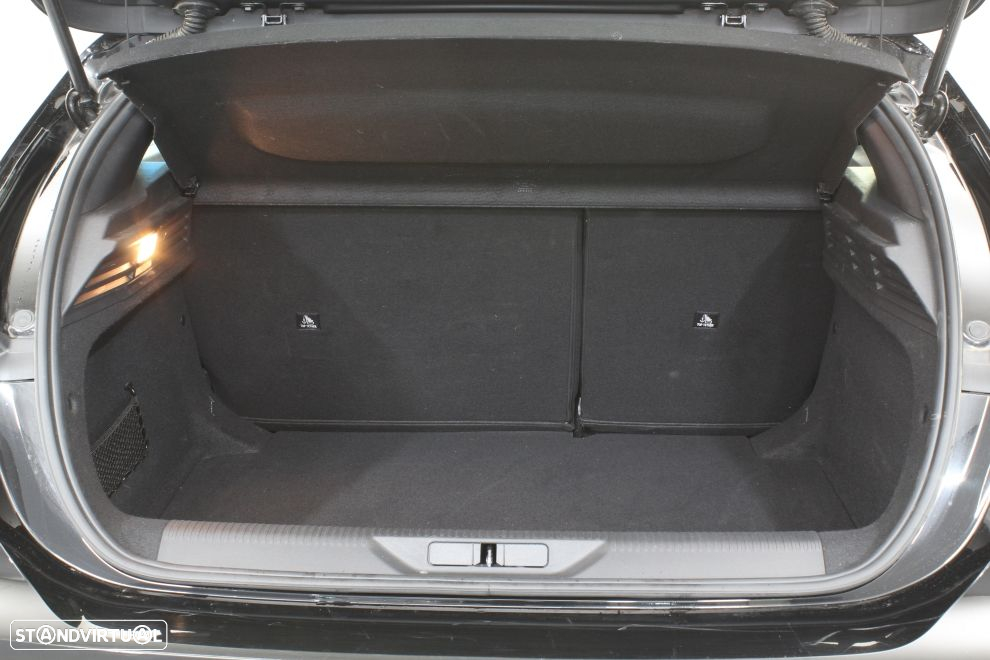 Peugeot 308 1.2 PureTech Active Pack - 24