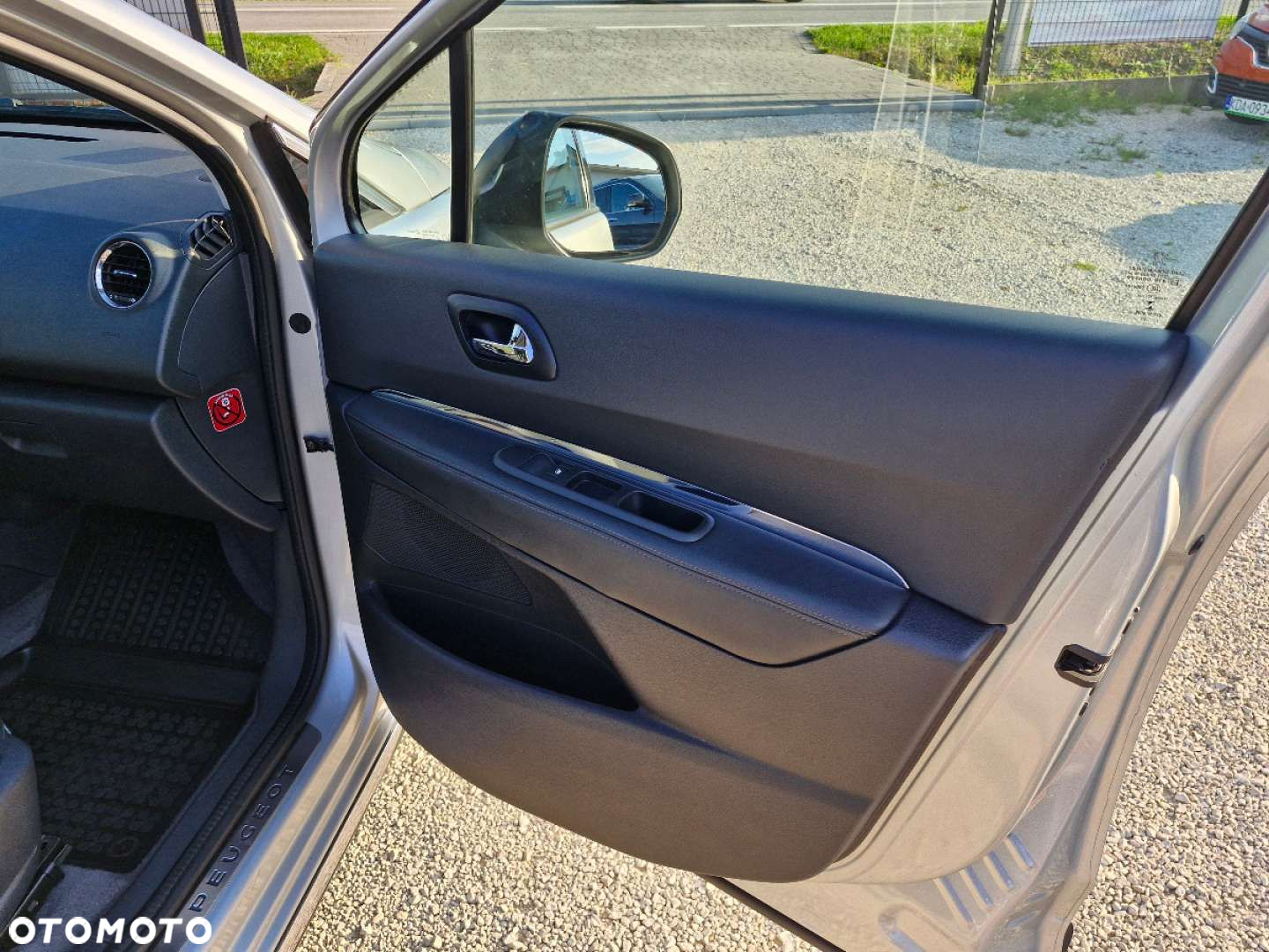 Peugeot 3008 - 24