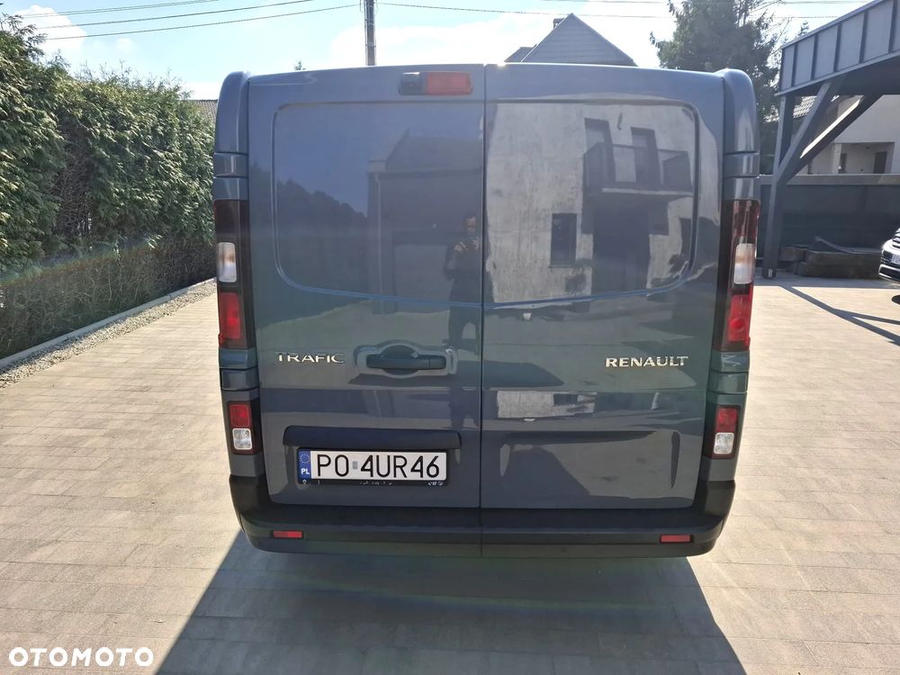 Renault Trafic - 10
