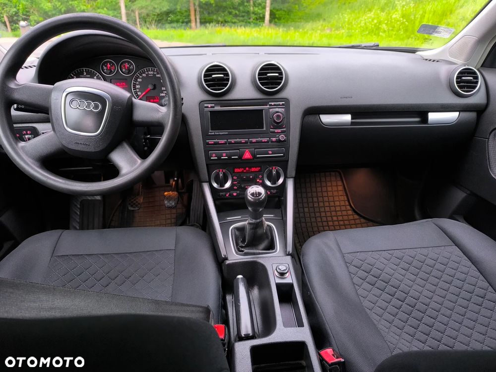 Audi A3 Sportback 1.9 TDIe DPF - 7