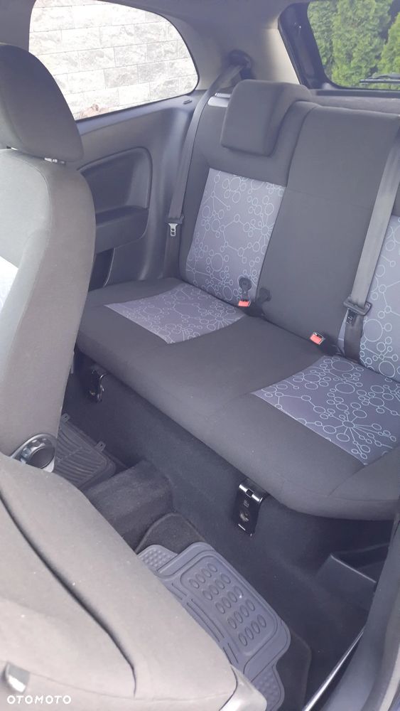Ford Fiesta - 17