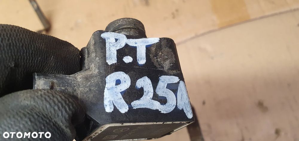 Czujnik poziomowania świateł XENON Mercedes R-Klasa W251 A0105427717 - 10