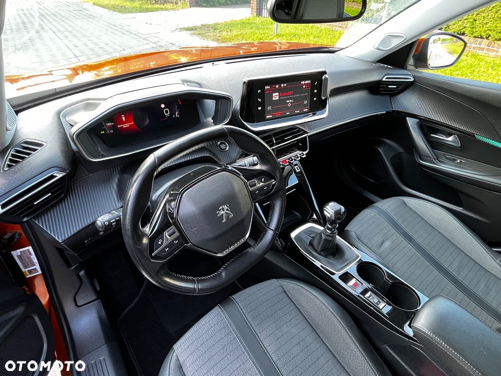 Peugeot 2008 1.5 BlueHDi Allure S&S - 16