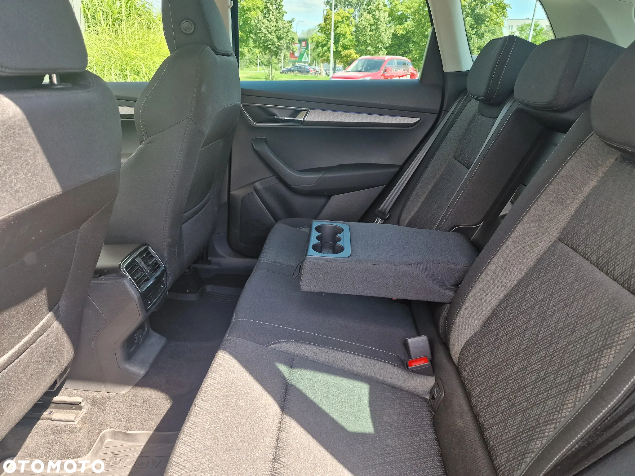 Skoda Karoq 2.0 TDI SCR 4x4 Style DSG - 9