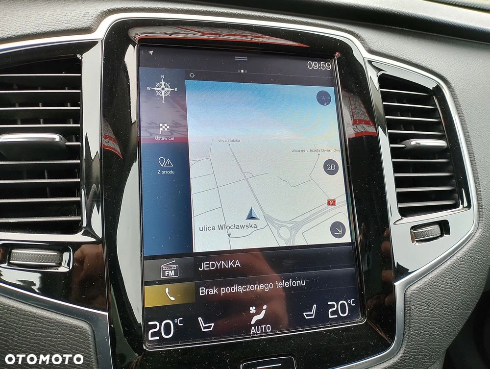Volvo XC 90 D5 AWD Momentum - 17