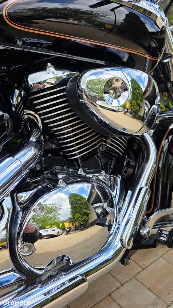 Suzuki Intruder - 33