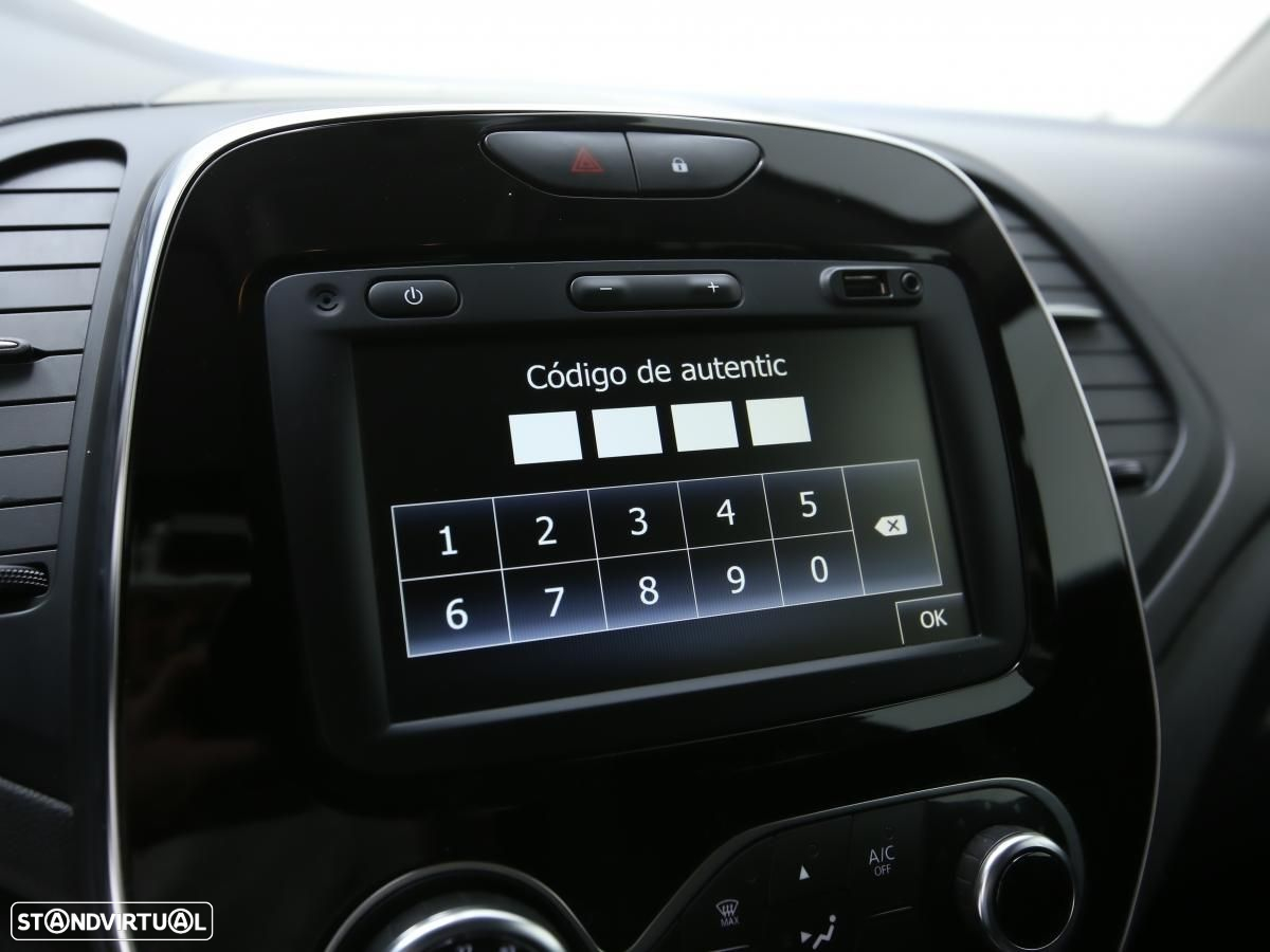 Renault Captur 1.5 dCi Exclusive - 17
