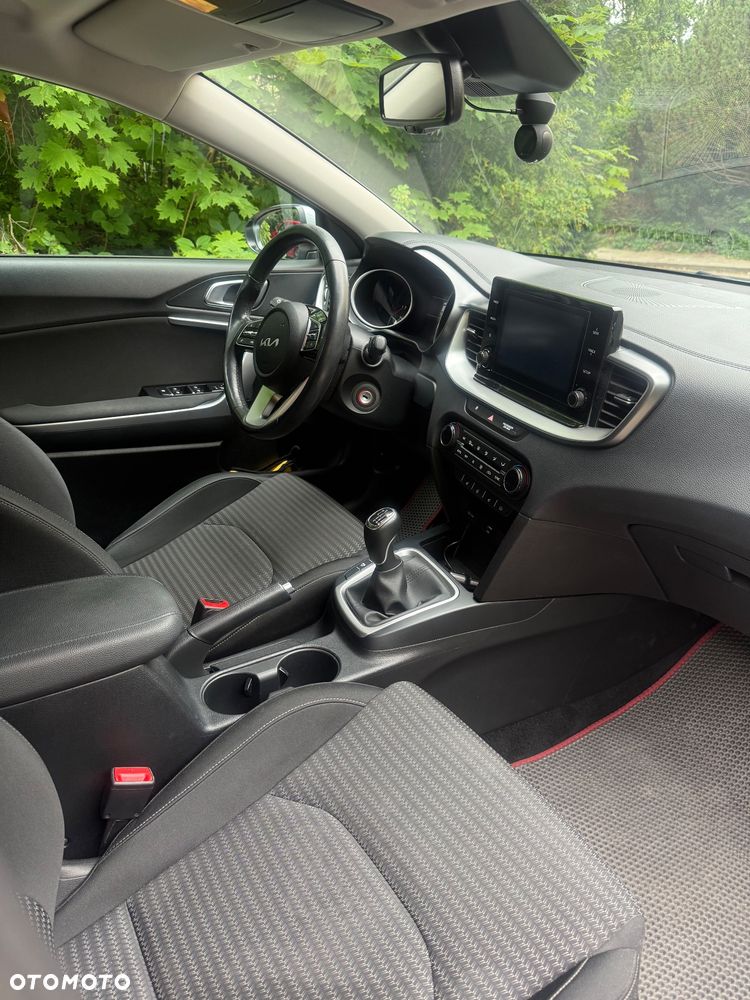 Kia XCeed 1.5 T-GDI M - 9