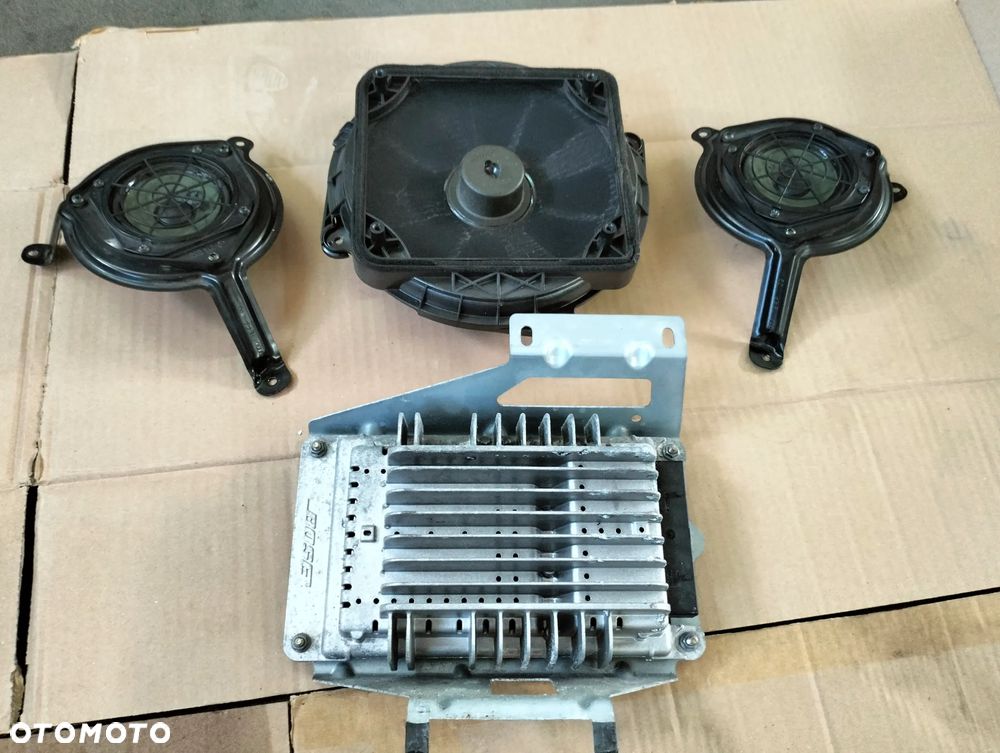AUDI TT I 8N 98-06 WZMACNIACZ RADIA 8N7035223A 309017 AMP ASSY 5630 TT ROADSTER GŁOŚNIKI - 1