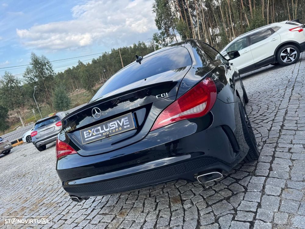 Mercedes-Benz CLA 180 d 7G-DCT AMG Line - 4
