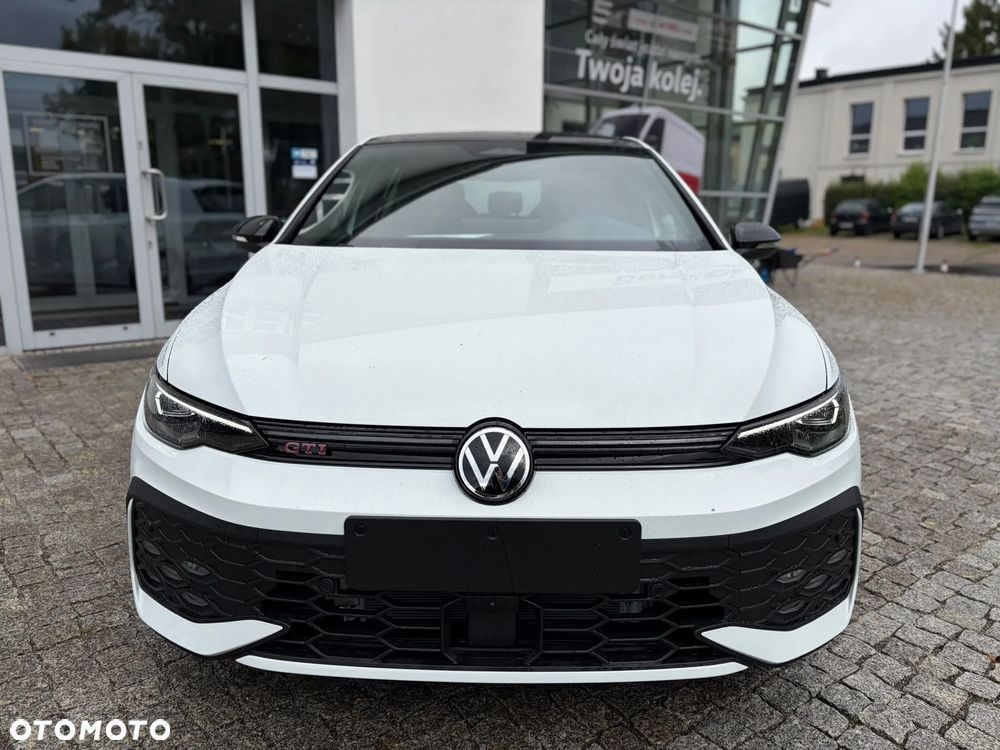 Volkswagen Golf - 3