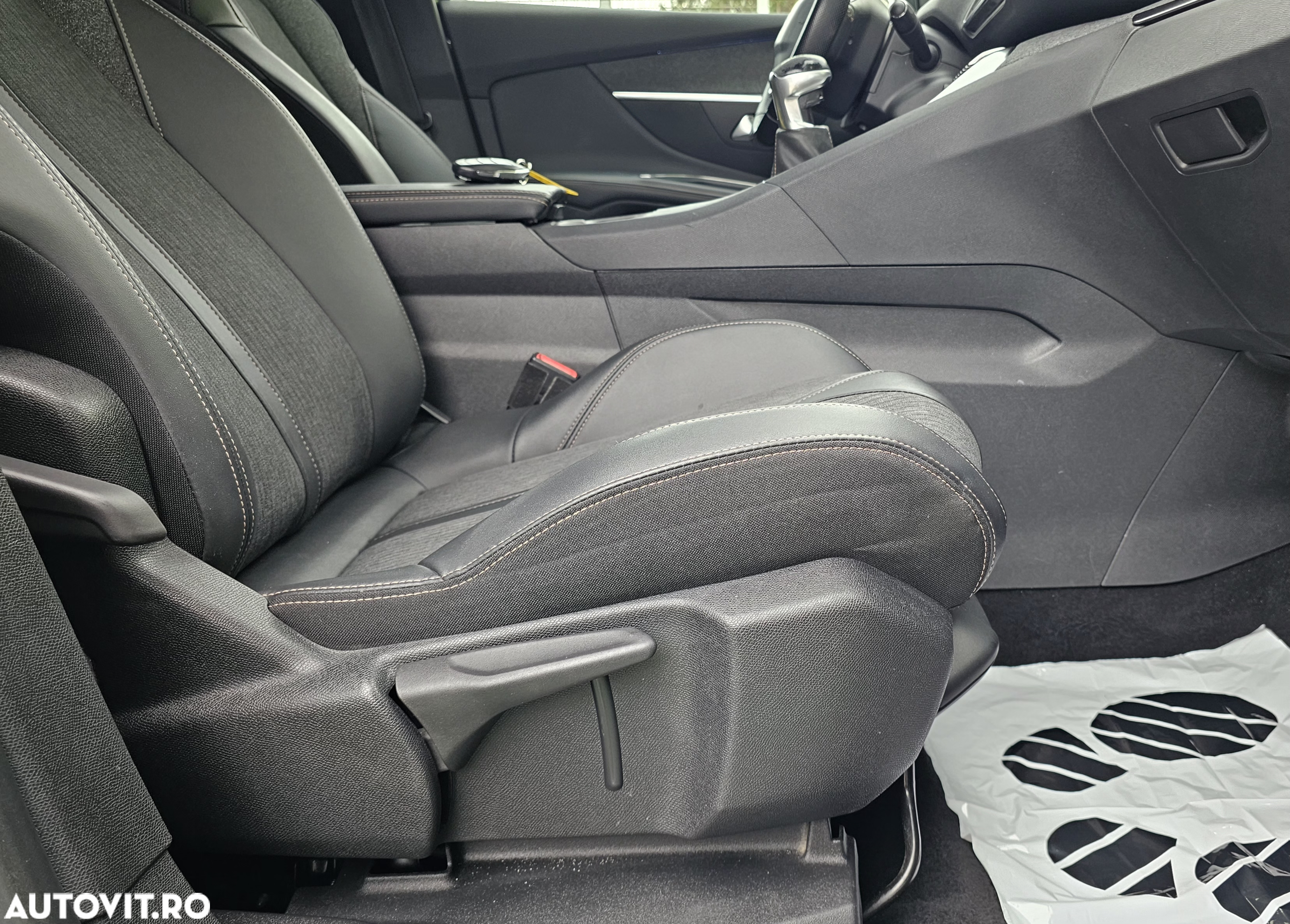 Peugeot 5008 PureTech 130 Stop & Start Crossway - 12
