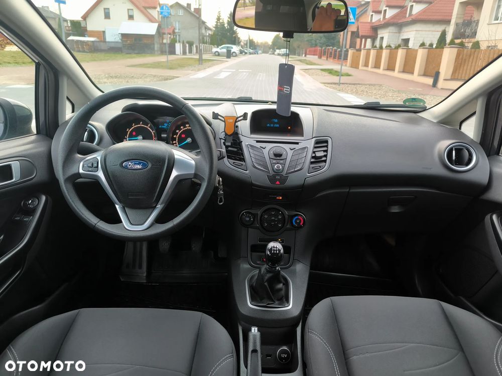 Ford Fiesta - 17