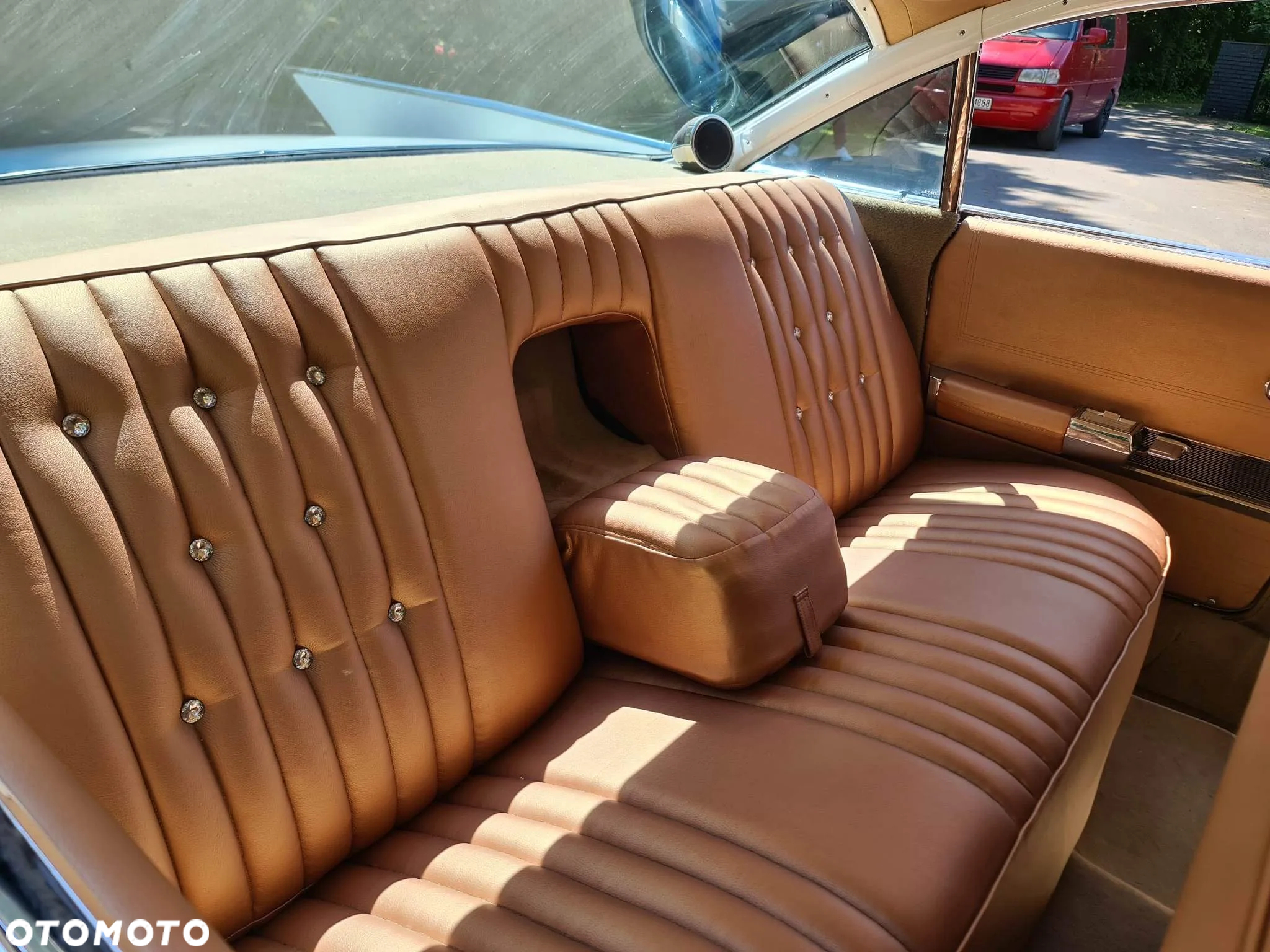 Cadillac Deville - 5