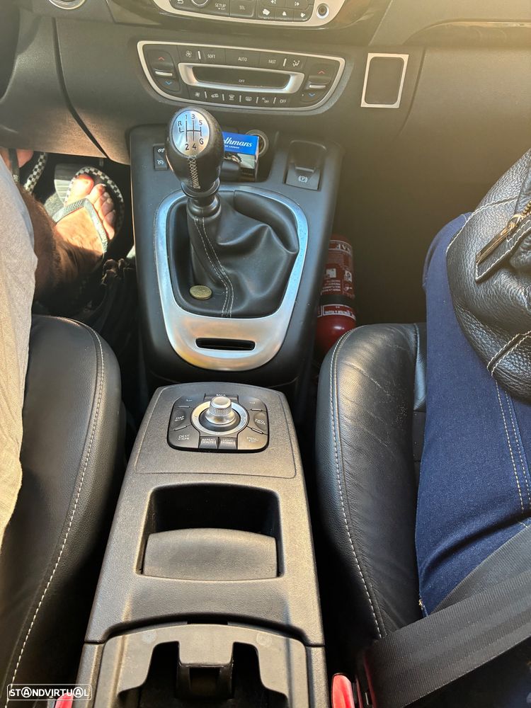 Renault Grand Scénic dCi 130 FAP Start & Stop Luxe - 38