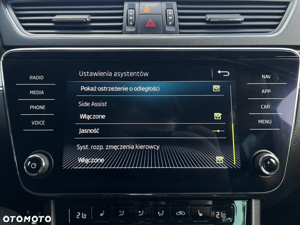Skoda Superb 2.0 TDI SCR 4x4 Scout DSG - 29