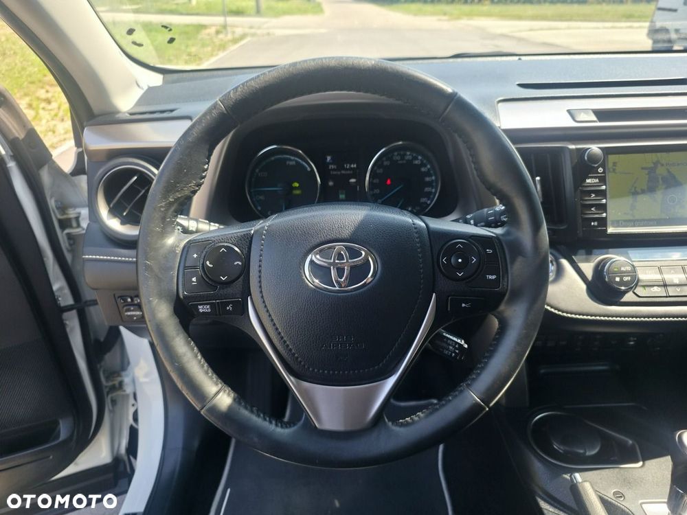 Toyota RAV4 - 21