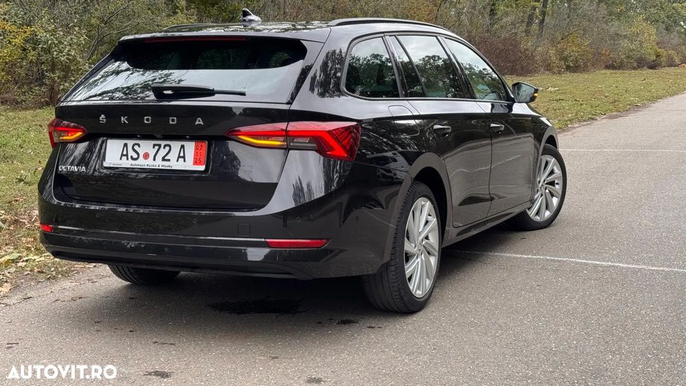 Skoda Octavia 2.0 TDI DSG Sportline - 15