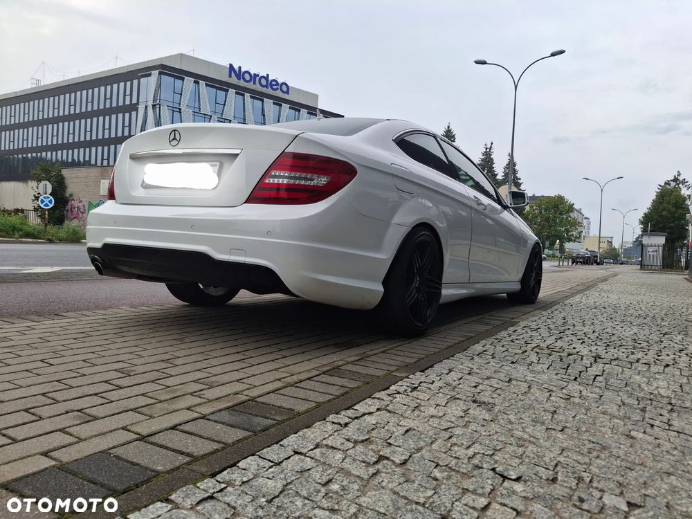 Mercedes-Benz Klasa C - 23