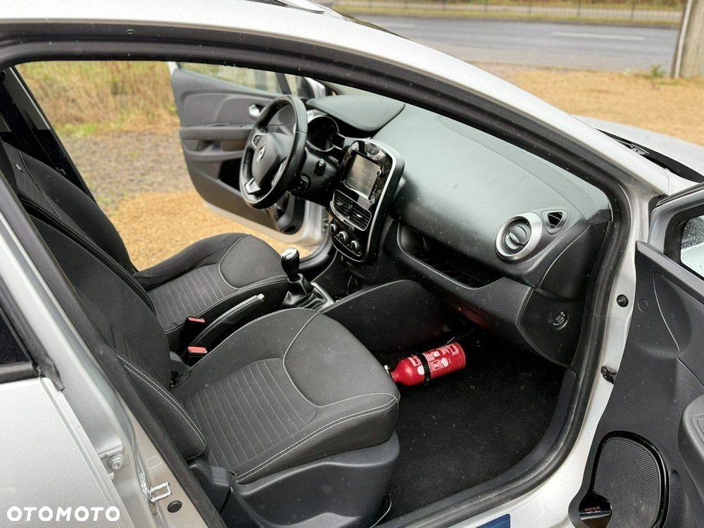 Renault Clio - 14