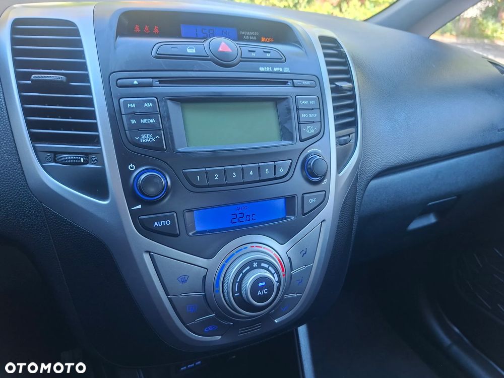 Hyundai ix20 1.4 Trend - 26