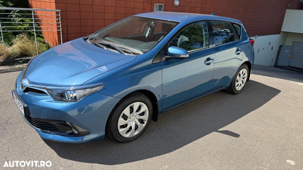 Toyota Auris 1.6 L Valvematic CVT Luna - 1