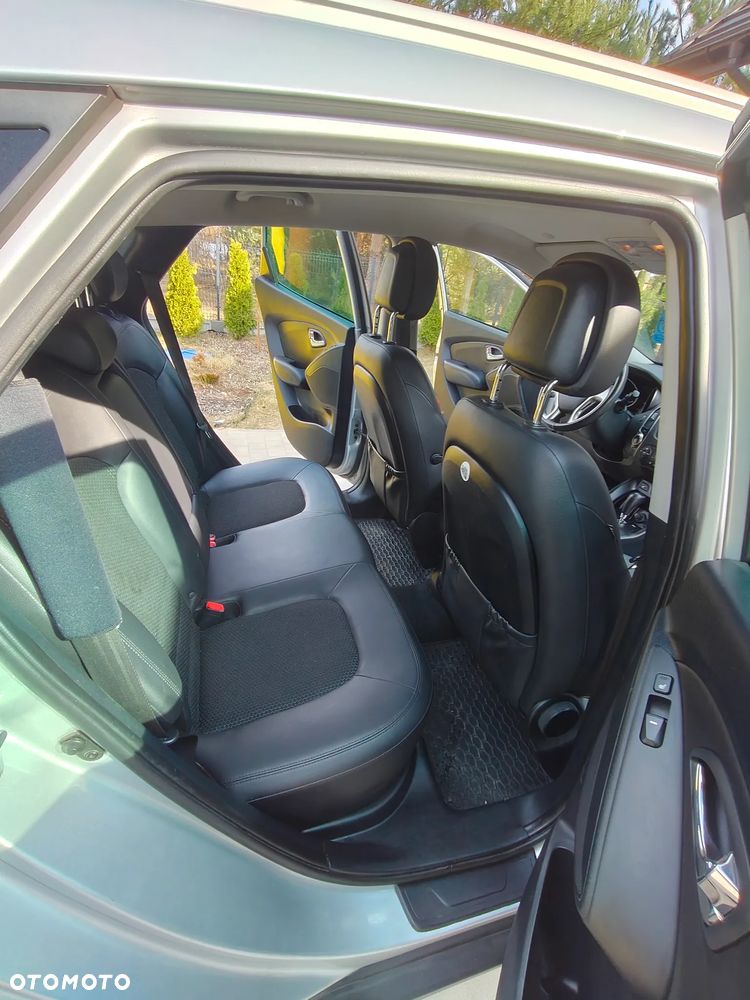 Hyundai ix35 - 16