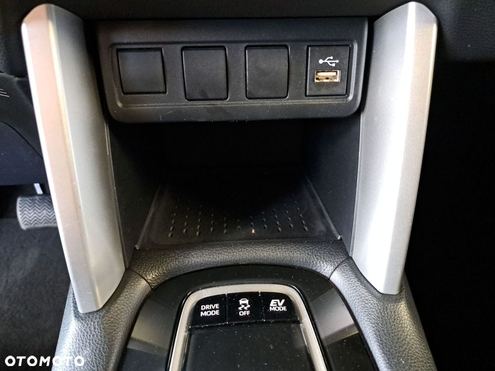 Toyota Corolla Cross - 26