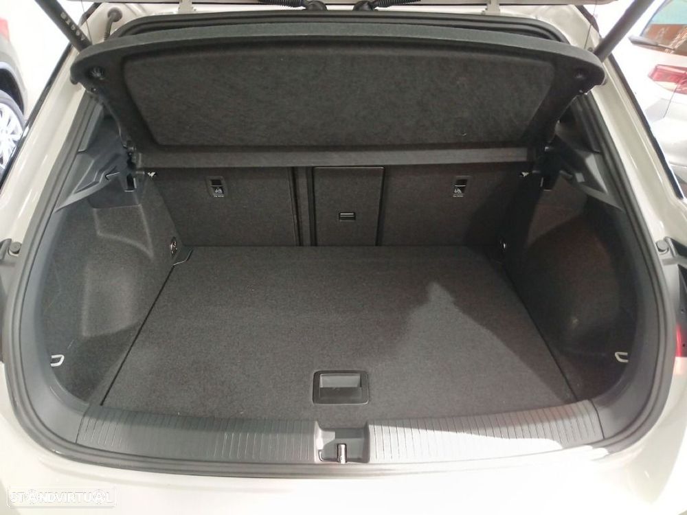 VW T-Roc 1.5 TSI R-Line DSG - 33