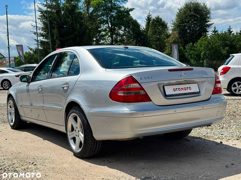 Mercedes-Benz Klasa E - 11