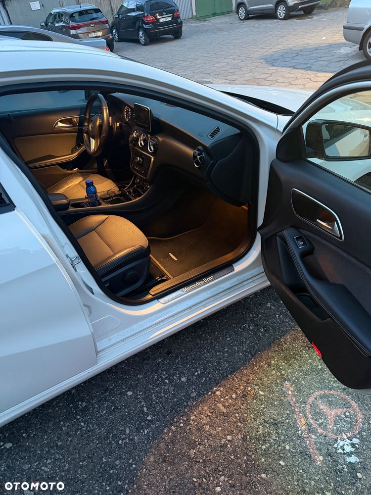 Mercedes-Benz Klasa A 180 (BlueEFFICIENCY) 7G-DCT - 9