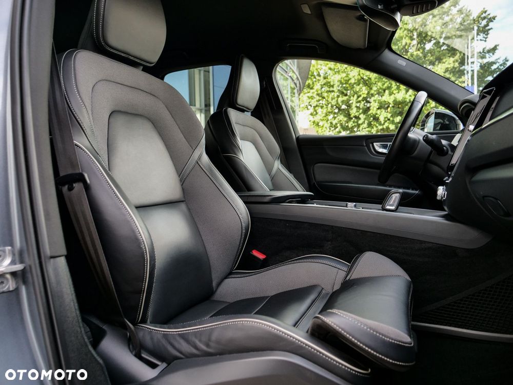 Volvo XC 60 - 28