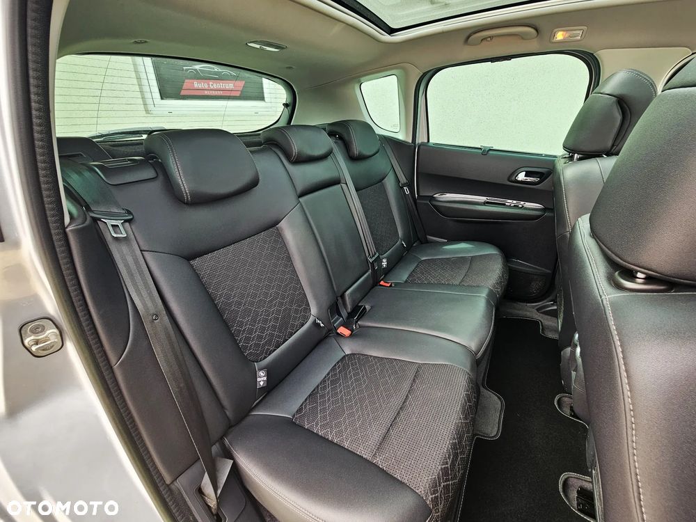 Peugeot 3008 2.0 HDi Premium+ - 15