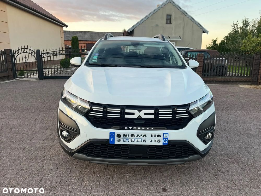 Dacia Sandero Stepway TCe 100 Celebration - 12