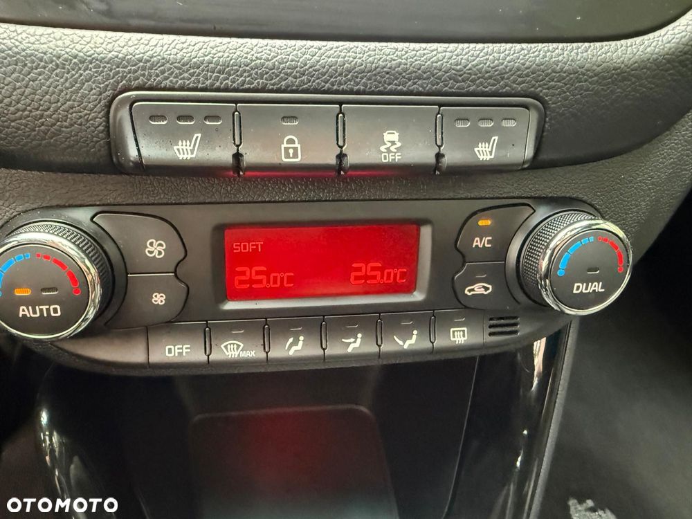 Kia Ceed 1.6 T-GDI GT L - 18