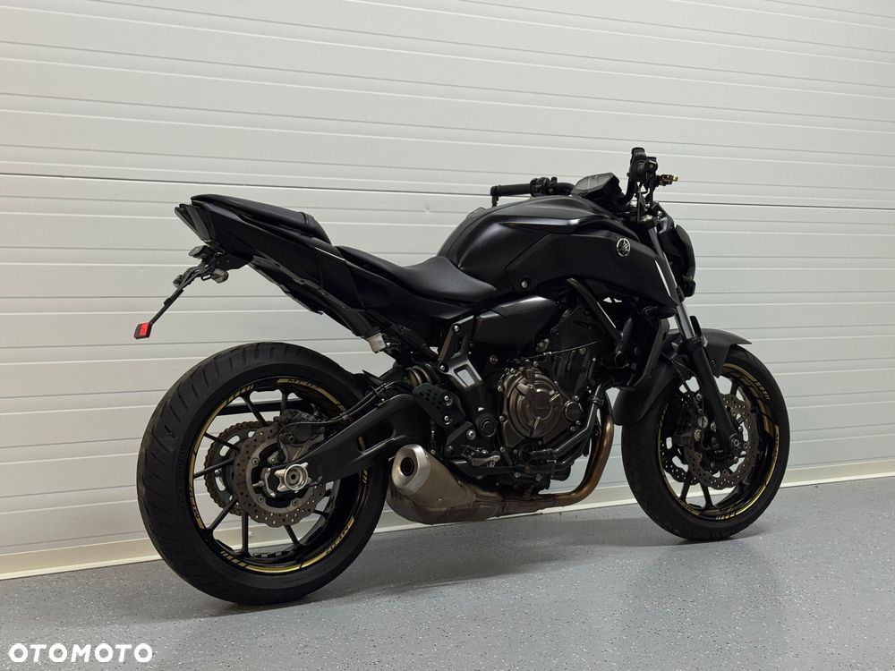 Yamaha MT - 3