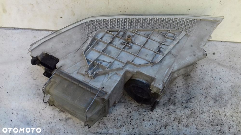 LAMPA PRAWY PRZÓD PRZEDNIA SKODA OCTAVIA II 2 04-08 - 6