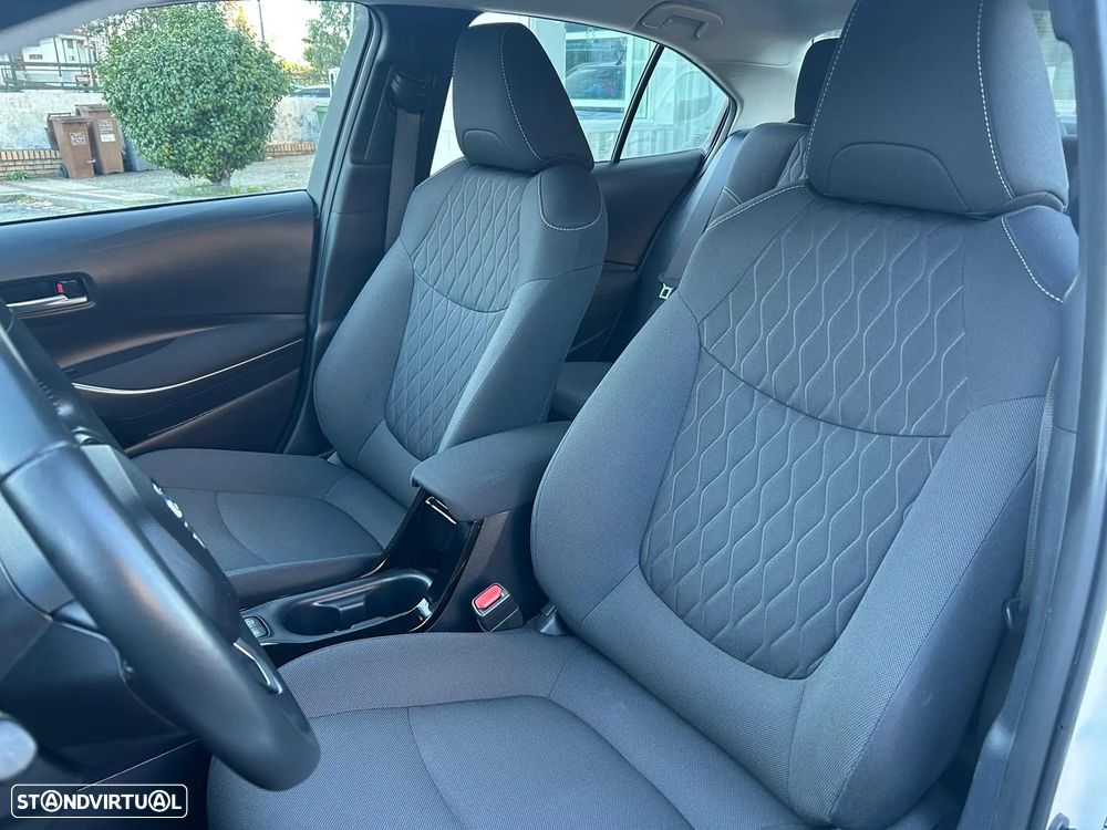 Toyota Corolla SD 1.8 Hybrid Comfort - 6