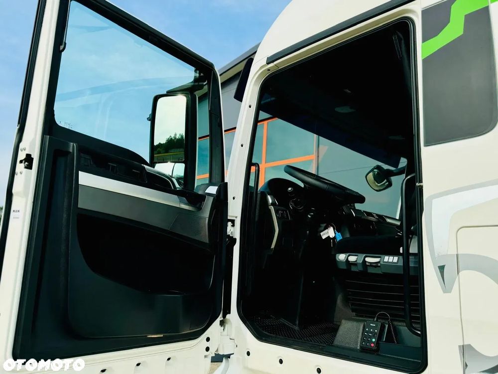 MAN TGX 26.400 // E6 // Klimatyzacja / chłodnia z windą // 19 Epal // sypialka // świeżo z Niemiec !!! - 23