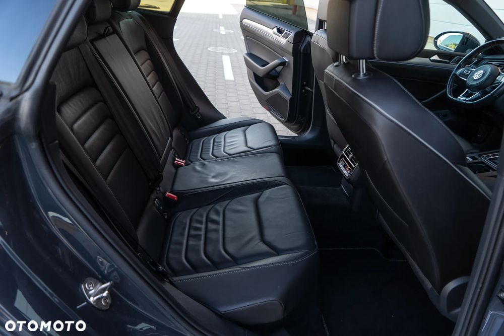Volkswagen Arteon 2.0 TSI R-Line DSG - 26