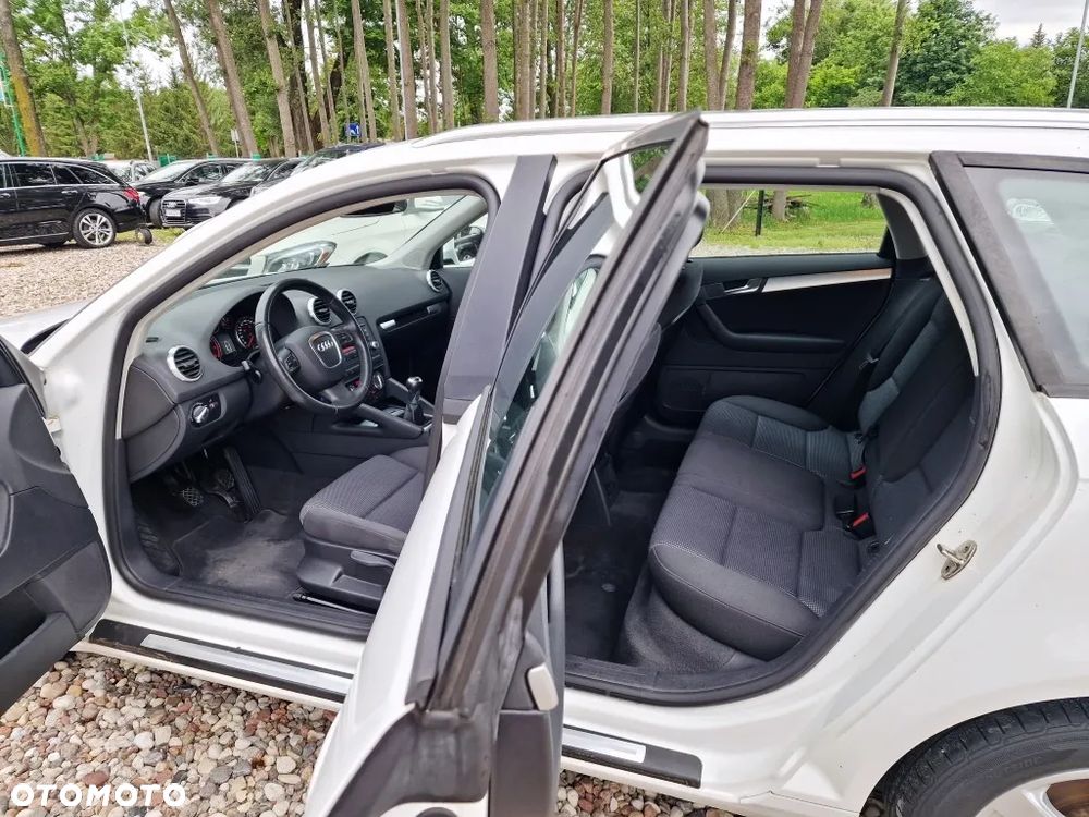 Audi A3 Sportback - 9