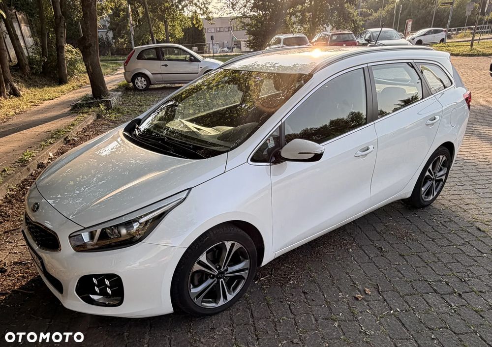 Kia Ceed 1.6 CRDi 136 DCT ISG GT Line - 2